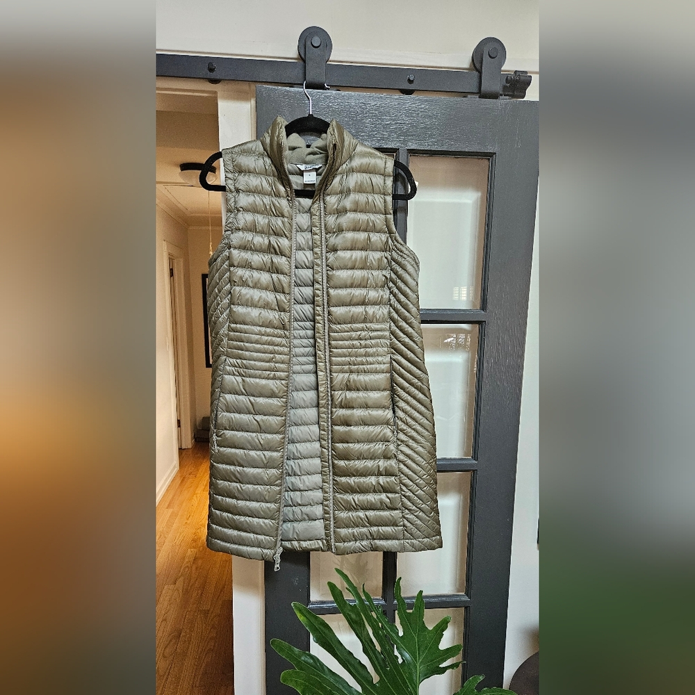 Duluth Trading Down Right Vest